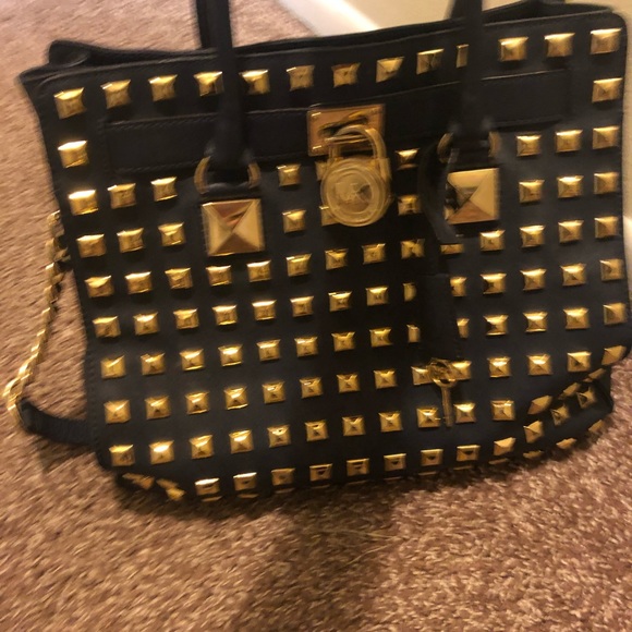 SOLD! Micheal Kors Hamilton❣️ - Picture 8 of 8